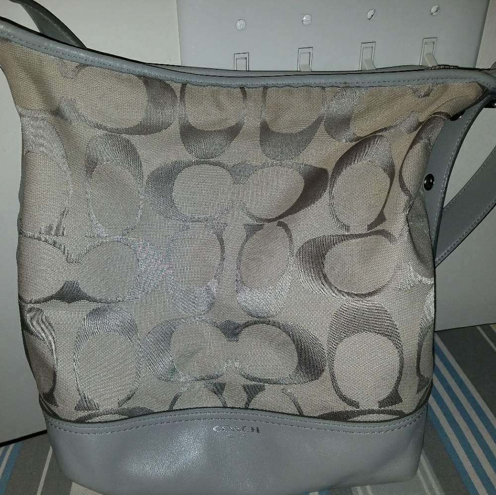 SOLD SOLD SOLD COACH Signature Duffle/Shoulder Bag